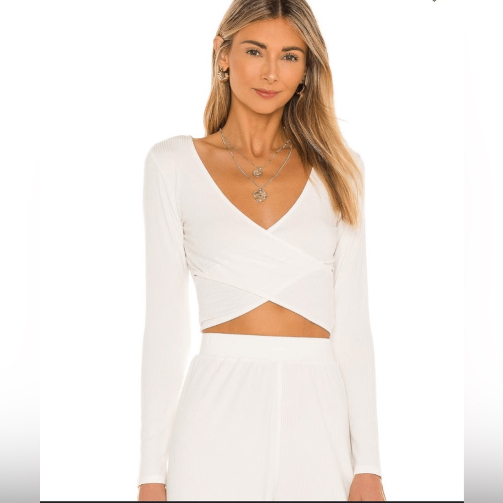 L*Space Gia Top. Size S. Good condition